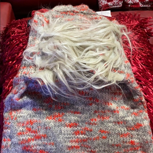 Space style fur shoulder sweater - Picture 6 of 6